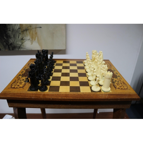 96 - Very Nice Working Musical Italian Table with Chess Board On Top - Contains a Composite Chess Set