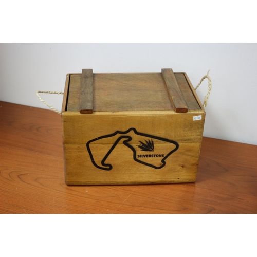 411 - Wooden Storage box with rope handle and lid  Silverstone theme 35x25x22cm