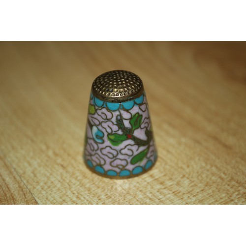 183 - Vintage Cloisonné Enamelled Thimble - Very Decorative