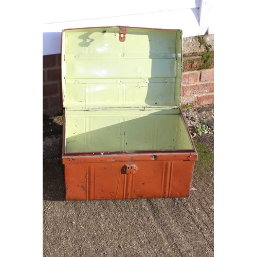 258 - Vintage Metal Trunk - 55-38-36cm