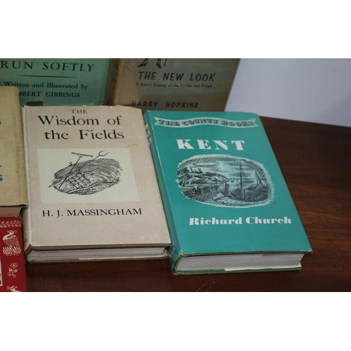 40 - A Very Nice Selection of Vintage Books, all With Dust Covers and all Good Collectable Titles