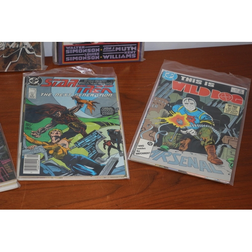 90 - Collection of DC & Independent Complete Mini Series of Various Titled Comics Ranging From Star Trek ... 