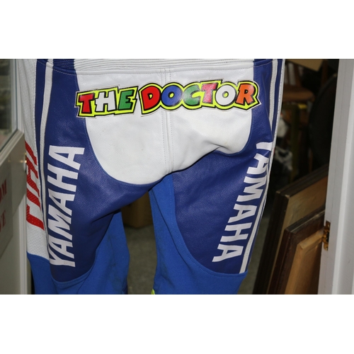 337 - What a Fantastic Item - Valentino Rossi, (Moto GP), Replica All Leather Fiat Full Bike Suit with Cor... 