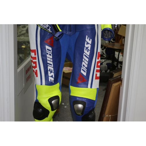 337 - What a Fantastic Item - Valentino Rossi, (Moto GP), Replica All Leather Fiat Full Bike Suit with Cor... 