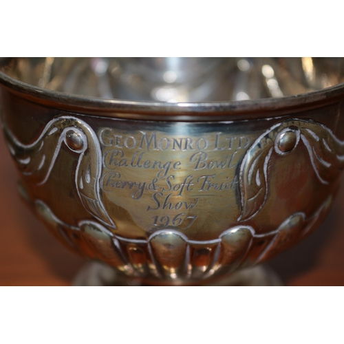 370 - London Hallmarked 1965 Trophy Challenge Bowl with Engraving on It for the 1967 Cherry & Soft Fruit S... 