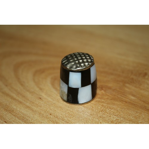 123 - Vintage Alpaca Mexico Silver Thimble with Mother of Pearl Inlay