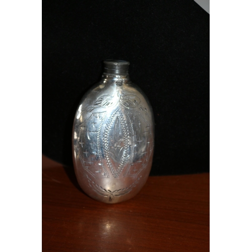 37 - Tested as Silver - Vintage Flask with Leaf Pattern by Peacocks of Oxford - 86.1g