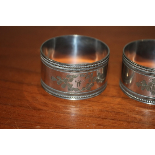 41 - Tested as Silver - Pair of Napkin Rings - 46.4g