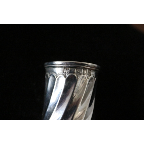 51 - Good Quality and Weight Silver Hallmarked Sugar Shaker - 53.8g