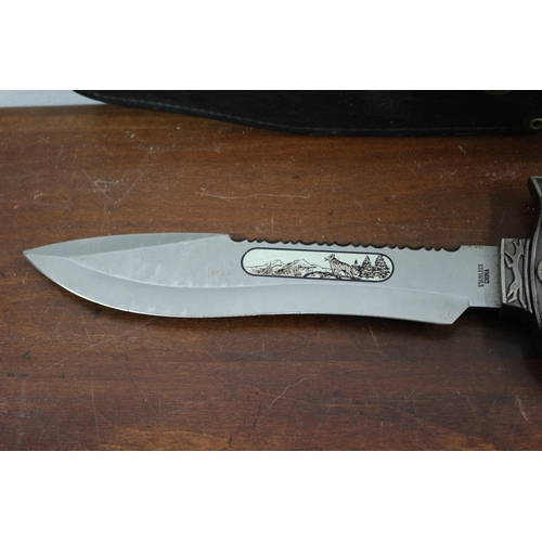 238 - Collectors Wolf Handled Blade in Sheaf