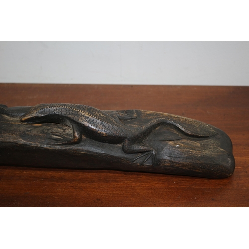 242 - Very Nice and Well Carved Solid Wood Display Log with 3 Lizards Mounted on it - 62cm