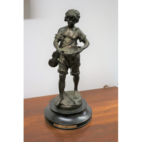 138 - Beautiful Heavy Bronze Figure by L.F. Moreau - Titled Chanteur des Rues - 40cm Tall