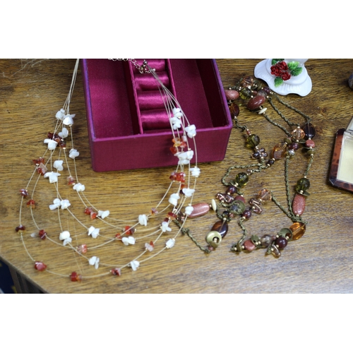 15 - Quantity of Costume Jewellery in a Jewellery Box plus a Porcelain Hand Design Ring Holder and a Vint... 