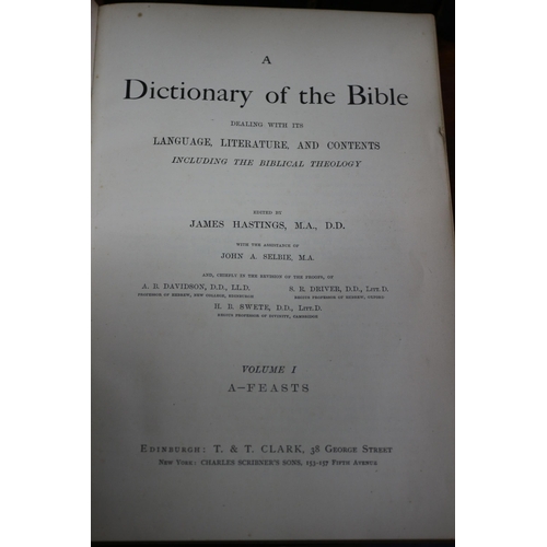 125 - Rare - Volumes 1 to 5 of A Dictionary of the Bible - 1901