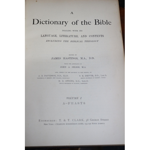 125 - Rare - Volumes 1 to 5 of A Dictionary of the Bible - 1901