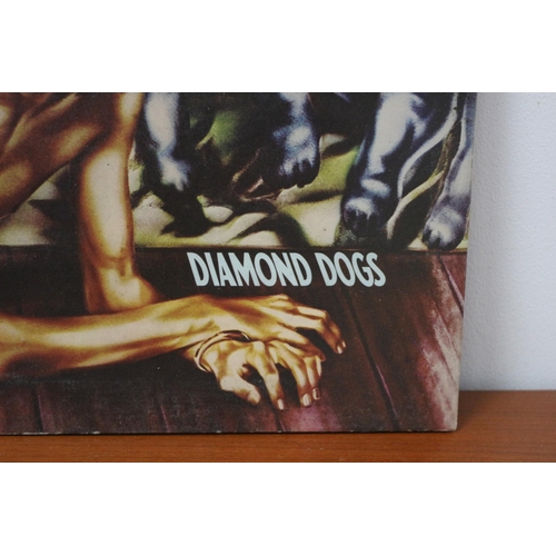 254 - David Bowie - Gateleg Cover Diamond Dogs Vinyl Album 1974 UK 1st Pressing RCA - Good Vinyl