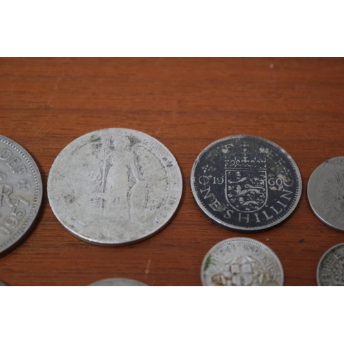 177 - Good Selection of Silver Half Crowns, Sixpences and Other White Metal Coins