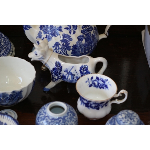 19 - Selection of Blue and White Willow Pattern Crockery including a Sadler Teapot