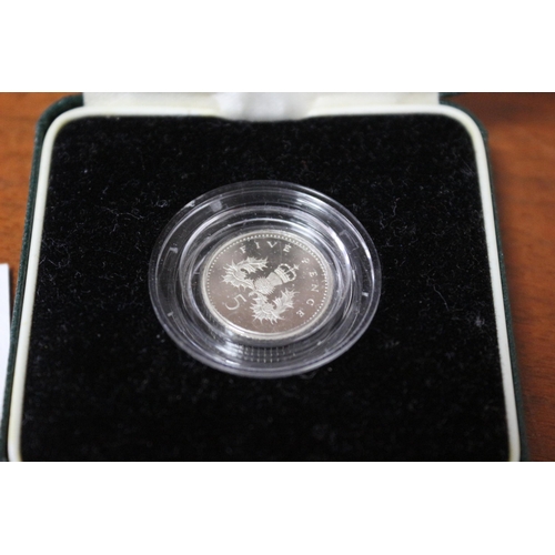 68 - 1990 Silver Piedfort 5 Pence coin, Royal Mint