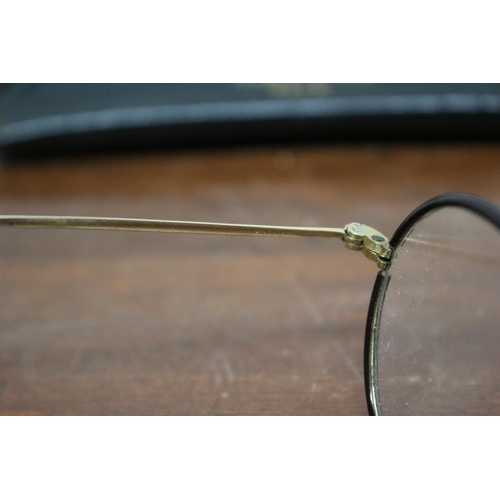 336 - Vintage Gold Filled 1/80 10 Algha Vintage Spectacles in Case