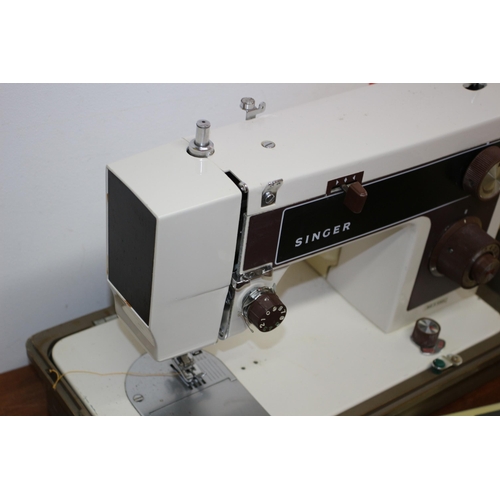 337 - Vintage Singer Electric Sewing Machine