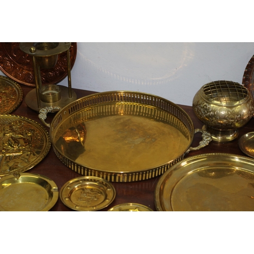 359 - Selection of Brass and Copper Items