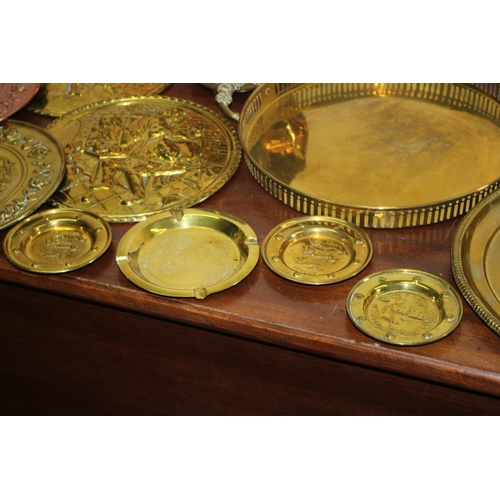 359 - Selection of Brass and Copper Items