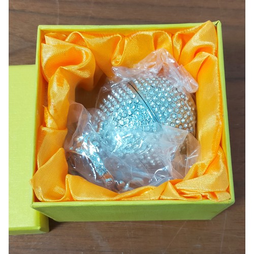 405 - Very Nice Boxed Platinum Coloured Swarovski Style Crystal Covered Faberge Egg on Sand