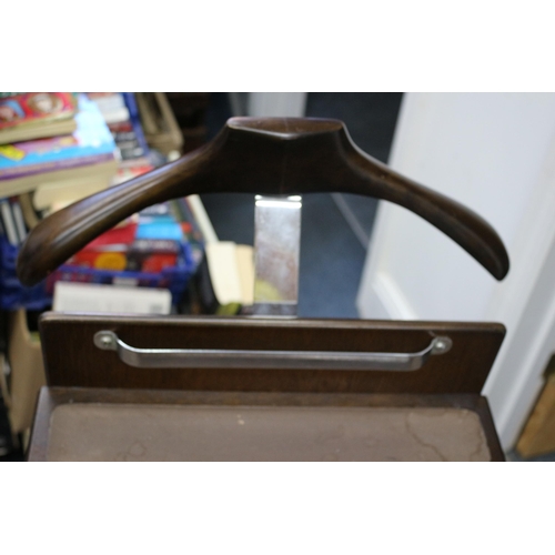 Vintage Corby of Windsor Trouser Press and Jacket Stand