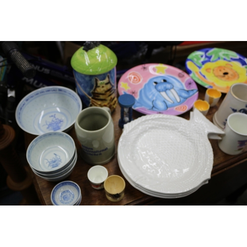 16 - Chinaware and Crockery Mixed Lot - Hand Painted Plates, Mid Century China Pieces and More