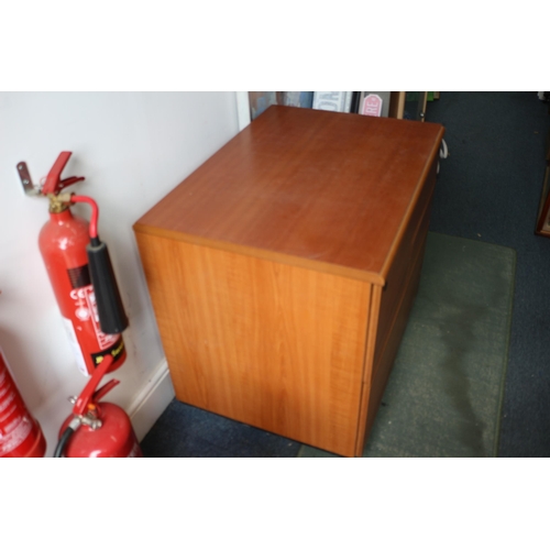 40 - Good Quality and Good Size Filing Cabinet and Drawer on Casters