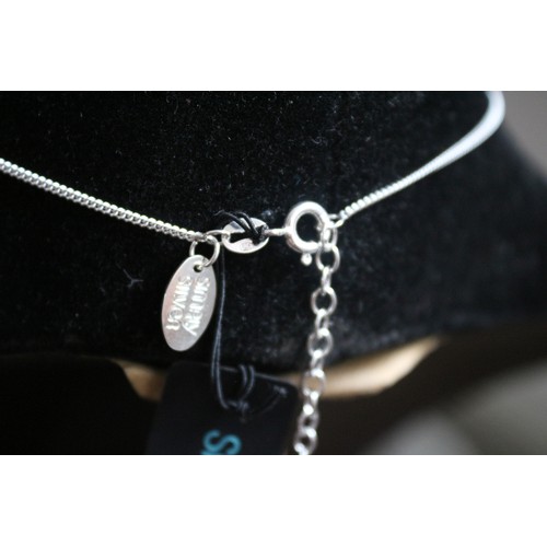 43 - Very Nice Sterling Silver Pendant Necklace with Mother of Pearl Back Discs on Silver Chain