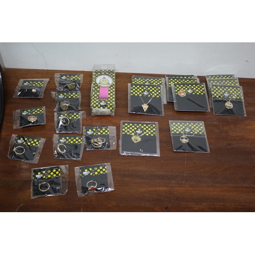 63 - Quantity of New in Wrappers Smiley World Accessory Items