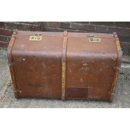 122 - Vintage Luggage Case with Wood Banding and Brass Clasps