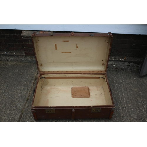 122 - Vintage Luggage Case with Wood Banding and Brass Clasps