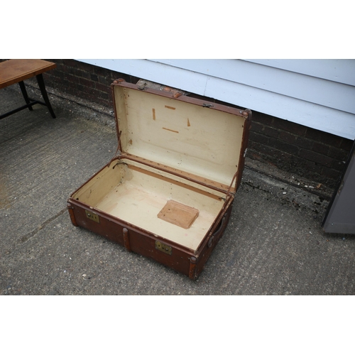 122 - Vintage Luggage Case with Wood Banding and Brass Clasps