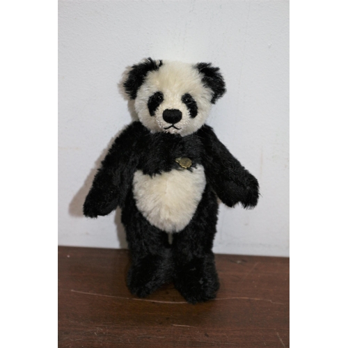 139 - 2005 Collectable Hermann Panda Bear 13cm