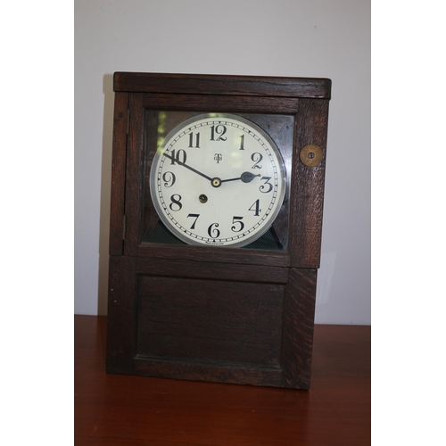 175 - Very Nice Example of a Vintage Station Masters Wall Hung Clock in Case - With Pendulum and Key - 58 ... 