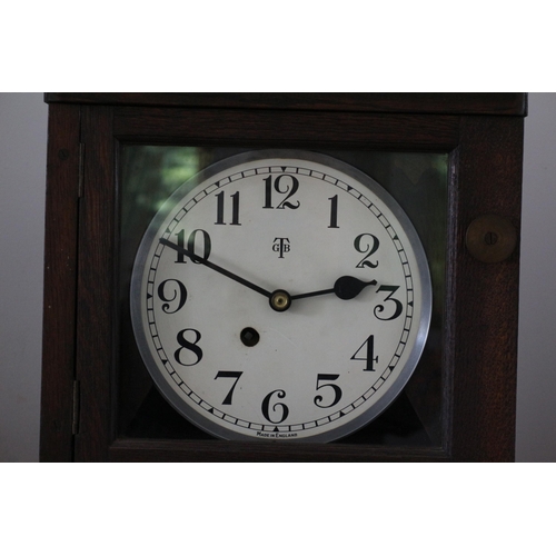 175 - Very Nice Example of a Vintage Station Masters Wall Hung Clock in Case - With Pendulum and Key - 58 ... 