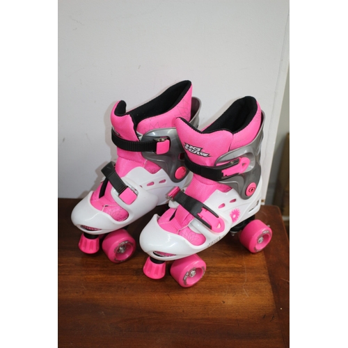 53 - No Fear Pink Roller Skates