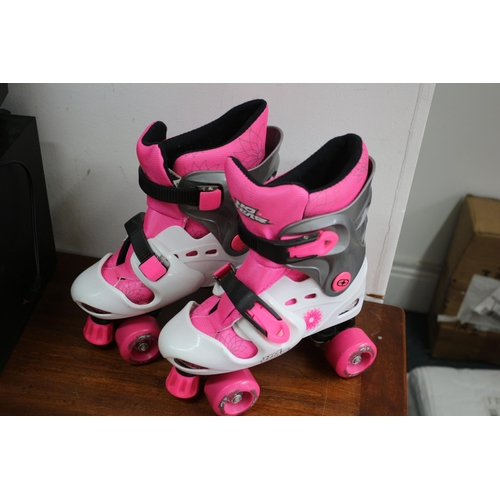 53 - No Fear Pink Roller Skates