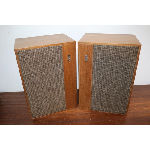 22 - x2 KEF Speakers 'Cresta'