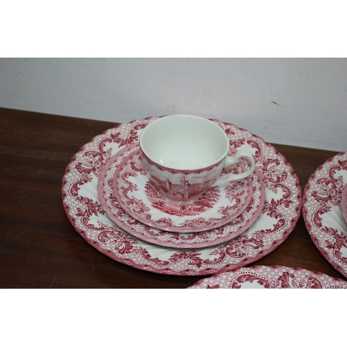 48 - Johnson Brothers Royal Homes Crockery Collection