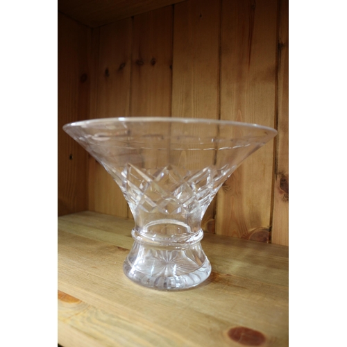 121 - Crystal Dish , approx 21cm