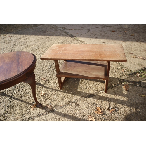 150 - 2 x Coffee Tables