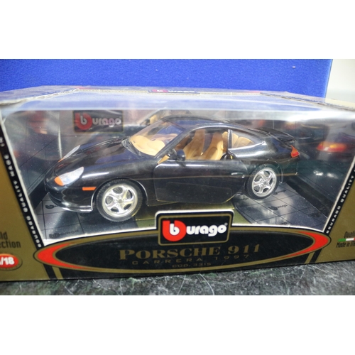 162 - Bburago Porsche 911 Carrera 1:18 Scale Model