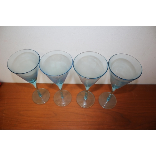 22 - Set of 4 Glass Flutes