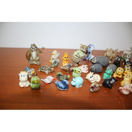 27 - Selection of Miniature Animals Including Wade Whimsies