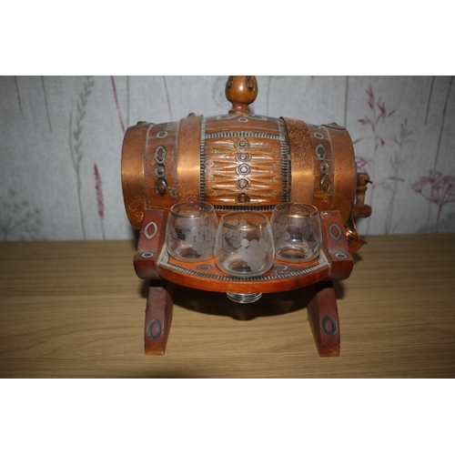 226 - Wooden Barrell Design Decanter with Shot glasses 
23cm long x 24cm wide x 23cm high