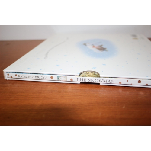 237 - The Snowman Book and CD - New